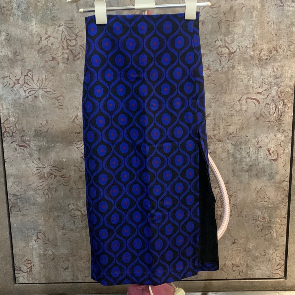 Brand New Zara Midi Skirt - Picture 2 of 5